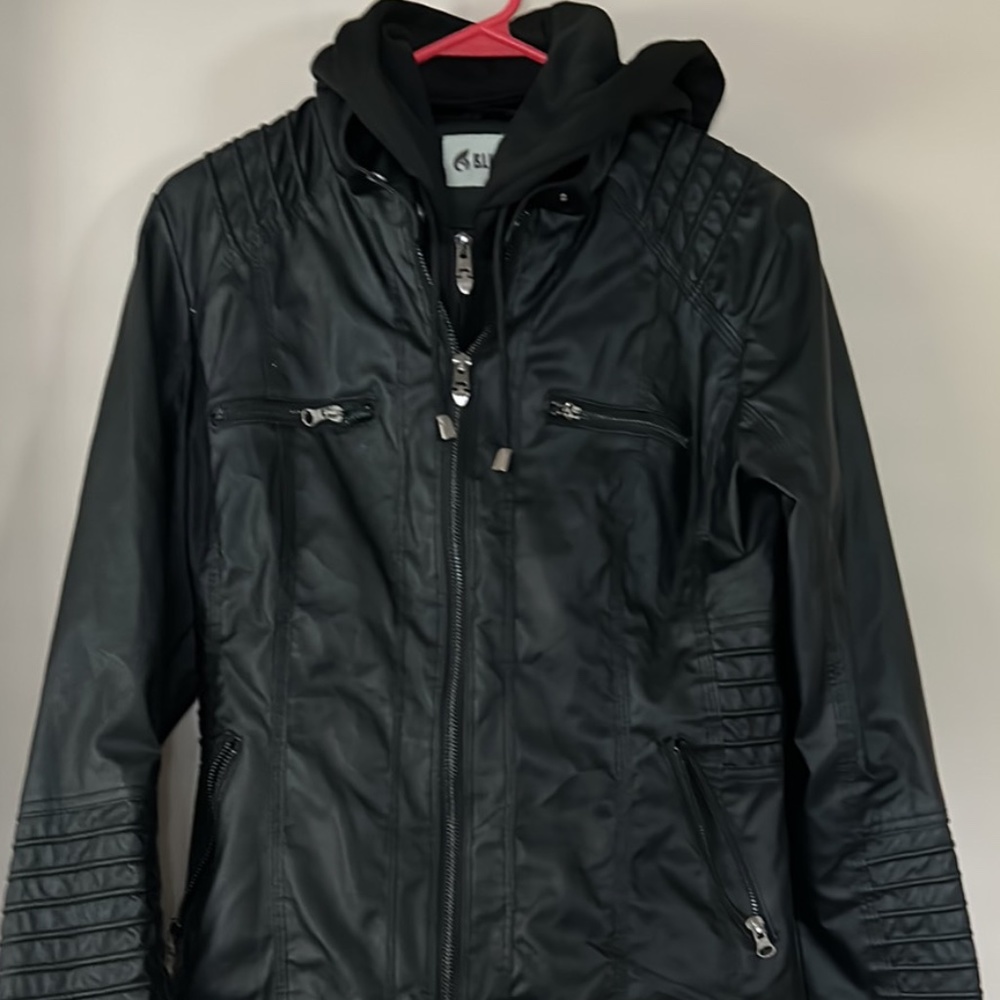 Blivener Women’s Medium Zipout Hoodie Jacket.